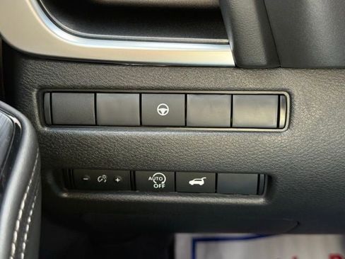 New 2026 Nissan Rogue SV image 30