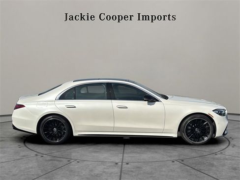 Certified 2022 Mercedes-Benz S 500 4MATIC image 6