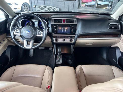 Used 2017 Subaru Outback 2.5i Limited AWD/4WD image 22