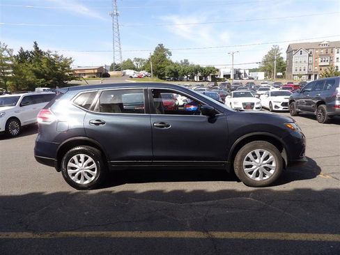 Used 2016 Nissan Rogue S AWD/4WD image 6