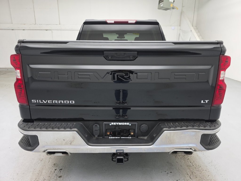 Used 2022 Chevrolet Silverado 1500 LT w/ Z71 Off-Road Package AWD/4WD image 7