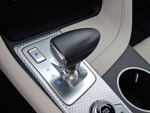 Certified 2023 Genesis G70 3.3T w/ Sport Prestige Package AWD/4WD image 18