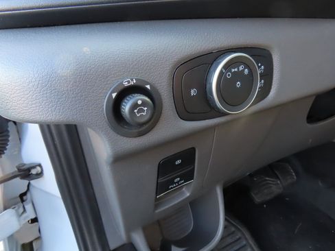 Used 2023 Ford Transit 350 XLT image 7