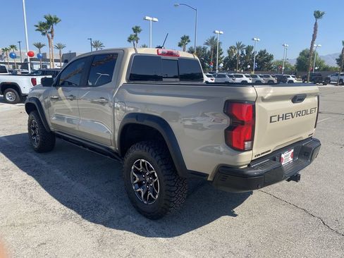 Used 2024 Chevrolet Colorado ZR2 w/ Technology Package AWD/4WD image 37