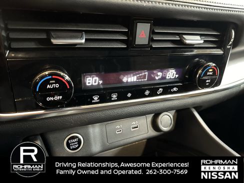 Certified 2022 Nissan Rogue SV image 10