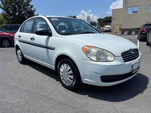 Used 2009 Hyundai Accent GLS image 5
