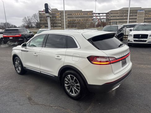 Certified 2023 Lincoln Nautilus FWD w/ Premium Package image 5