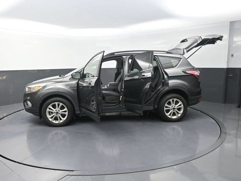 Used 2018 Ford Escape SE AWD/4WD image 34