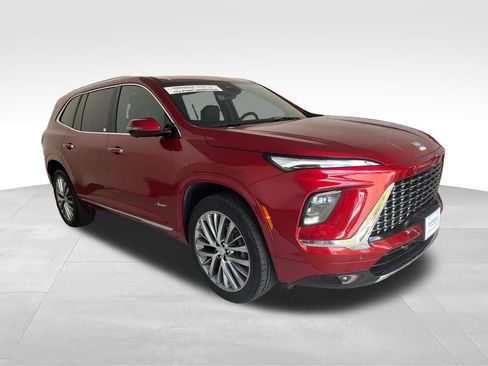 Used 2025 Buick Enclave Avenir w/ Super Cruise Package AWD/4WD image 7
