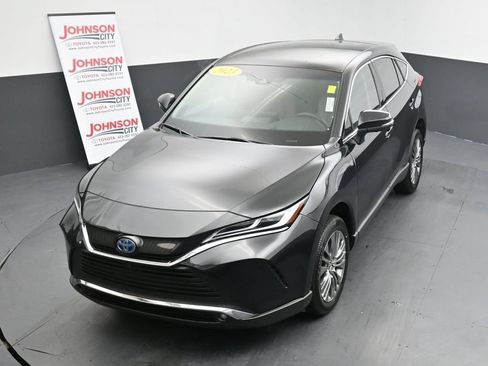 Used 2023 Toyota Venza Limited AWD/4WD image 29