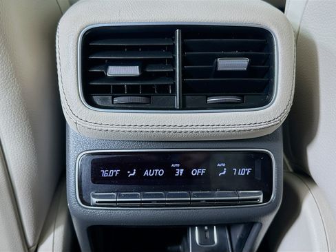 Used 2020 Mercedes-Benz GLE 580 4MATIC image 27