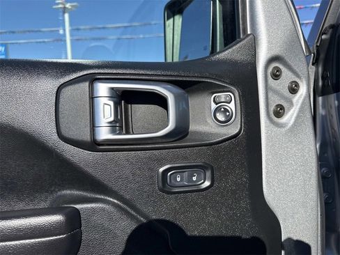 Used 2021 Jeep Wrangler Unlimited Sport image 11