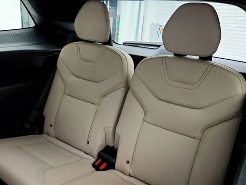 Used 2025 Volvo EX90 Plus AWD/4WD image 37