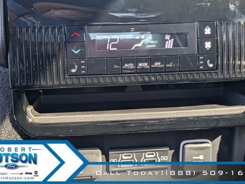New 2026 Jeep Grand Wagoneer Limited AWD/4WD image 17