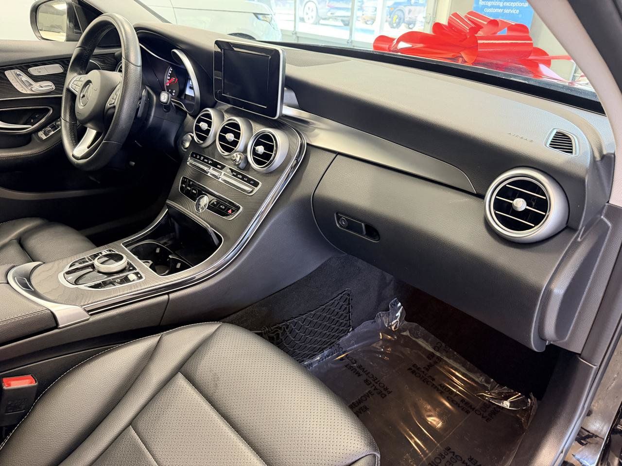 Used 2017 Mercedes-Benz C 300 Sedan image 25