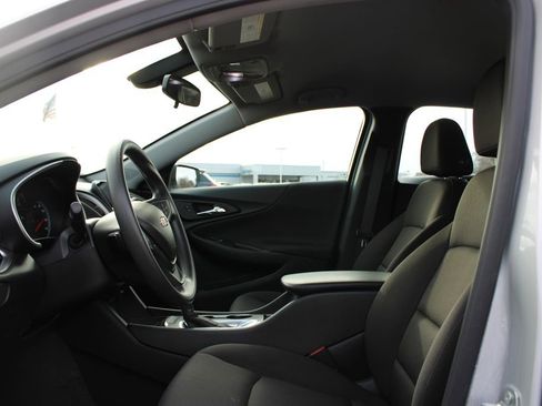 Used 2020 Chevrolet Malibu LS image 19