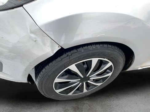 Used 2015 Ford Fiesta S FWD image 27