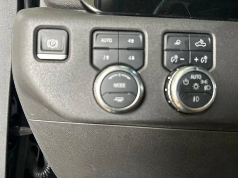 Used 2022 GMC Sierra 1500 Elevation w/ Elevation Premium Package AWD/4WD image 24