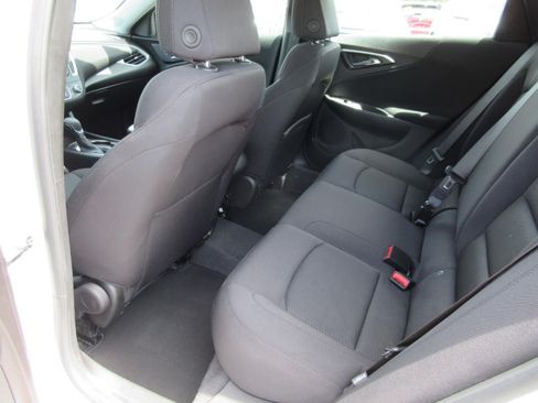 Used 2024 Chevrolet Malibu LS FWD image 28