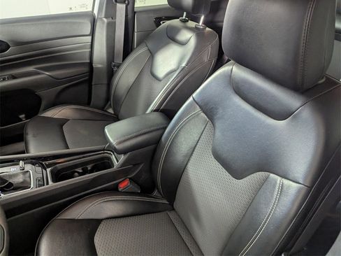 Certified 2023 Jeep Compass Altitude w/ Convenience Group image 12