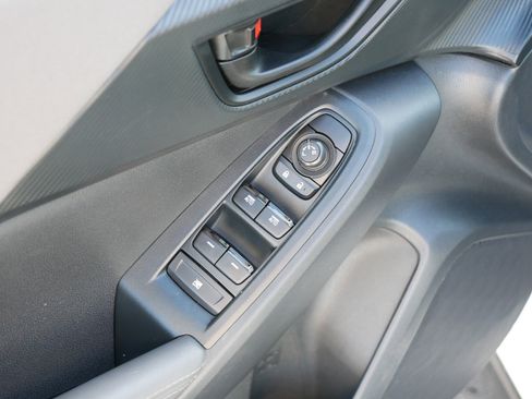 Used 2024 Subaru Crosstrek 2.0i Premium image 19