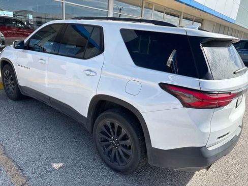 Used 2022 Chevrolet Traverse RS FWD image 6