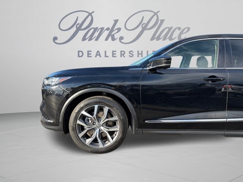 Used 2023 Acura MDX SH-AWD w/ Technology Package image 34