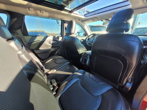 Used 2015 Jeep Cherokee Limited w/ Luxury Group image 14