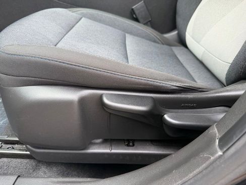 Used 2024 Chevrolet Trax LS FWD image 17