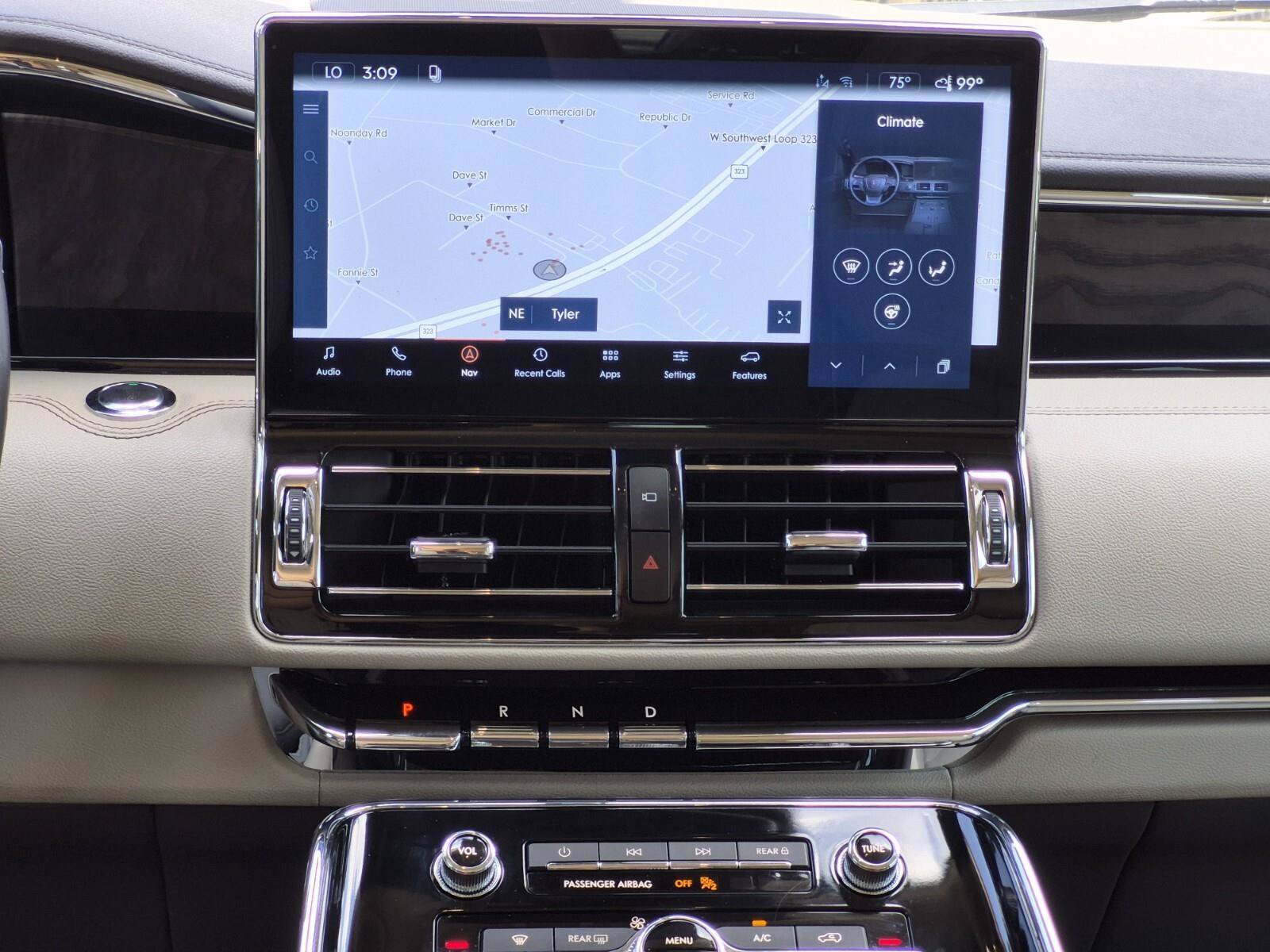 Used 2024 Lincoln Navigator Reserve AWD/4WD image 22