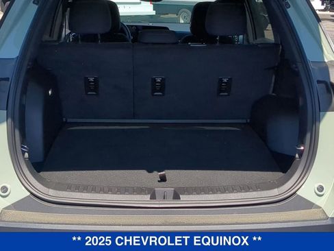 New 2025 Chevrolet Equinox LT w/ Safety and Technology Package FWD image 5