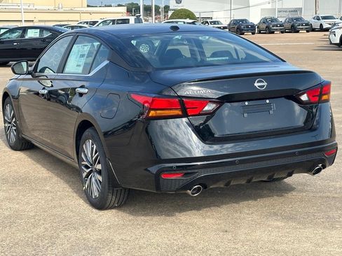 New 2026 Nissan Altima 2.5 SV AWD/4WD image 5