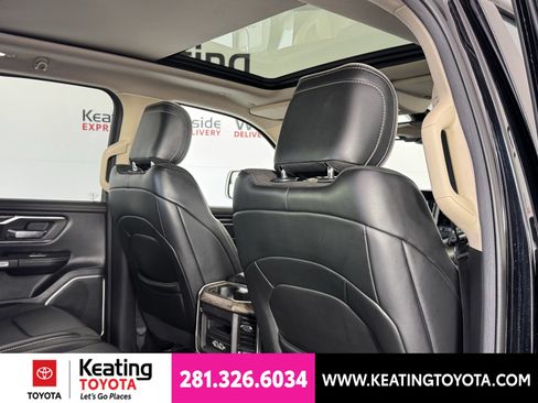 Used 2019 RAM 1500 Laramie RWD image 19