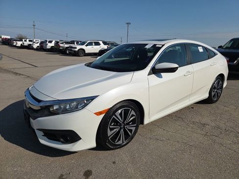 Used 2017 Honda Civic EX-T image 3