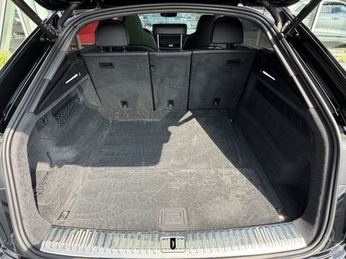 Used 2025 Audi SQ8 Prestige w/ Prestige Package AWD/4WD image 20
