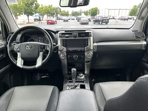 Used 2024 Toyota 4Runner SR5 Premium w/ Moonroof Package AWD/4WD image 29