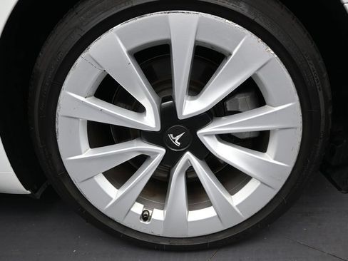 Used 2021 Tesla Model 3 Long Range AWD/4WD image 9