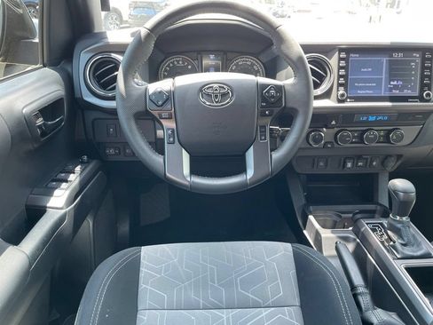 Used 2023 Toyota Tacoma TRD Sport AWD/4WD image 22