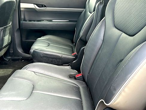 Used 2025 Hyundai Palisade SEL FWD image 18