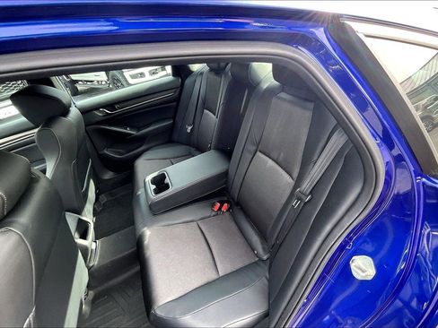 Used 2018 Honda Accord Sport image 25