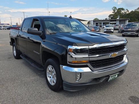 Used 2018 Chevrolet Silverado 1500 LT w/ All Star Edition AWD/4WD image 15