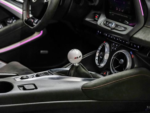 Used 2021 Chevrolet Camaro ZL1 image 51