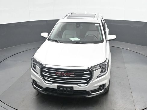 Used 2024 GMC Terrain SLT w/ Infotainment Package II AWD/4WD image 35