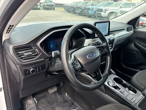 Used 2024 Ford Escape Active AWD/4WD image 10