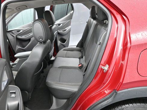 Used 2020 Buick Encore GX Preferred w/ Cold Weather Comfort Package image 29