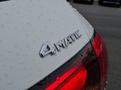Used 2023 Mercedes-Benz GLC 300 4MATIC image 34