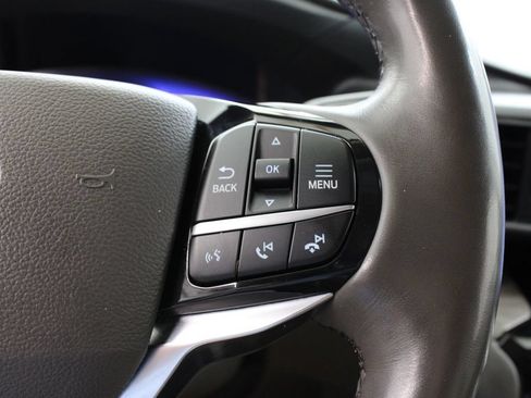 Used 2022 Ford Explorer Platinum w/ Equipment Group 601A AWD/4WD image 29
