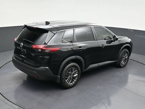 Used 2021 Nissan Rogue S image 20