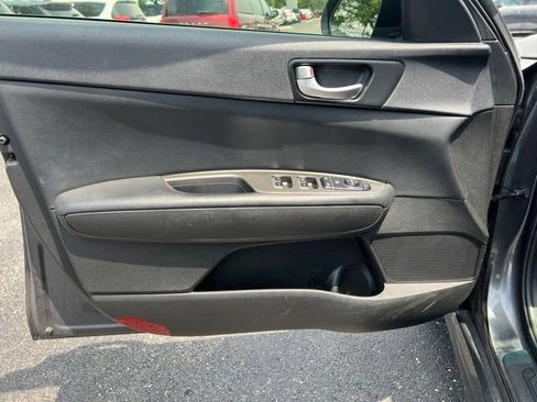 Used 2019 Kia Optima LX FWD image 23