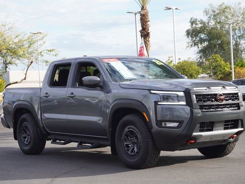 Used 2025 Nissan Frontier Pro-X image 4